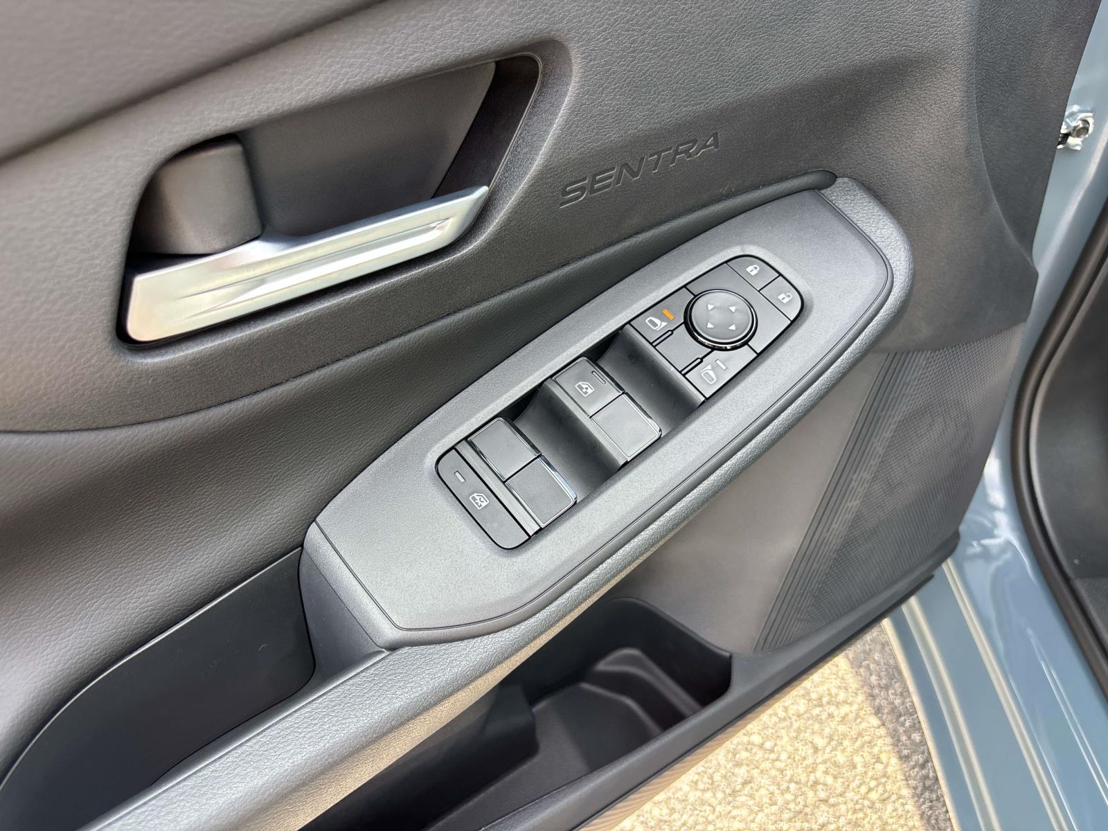 2027 Nissan Sentra SV - Photo 9