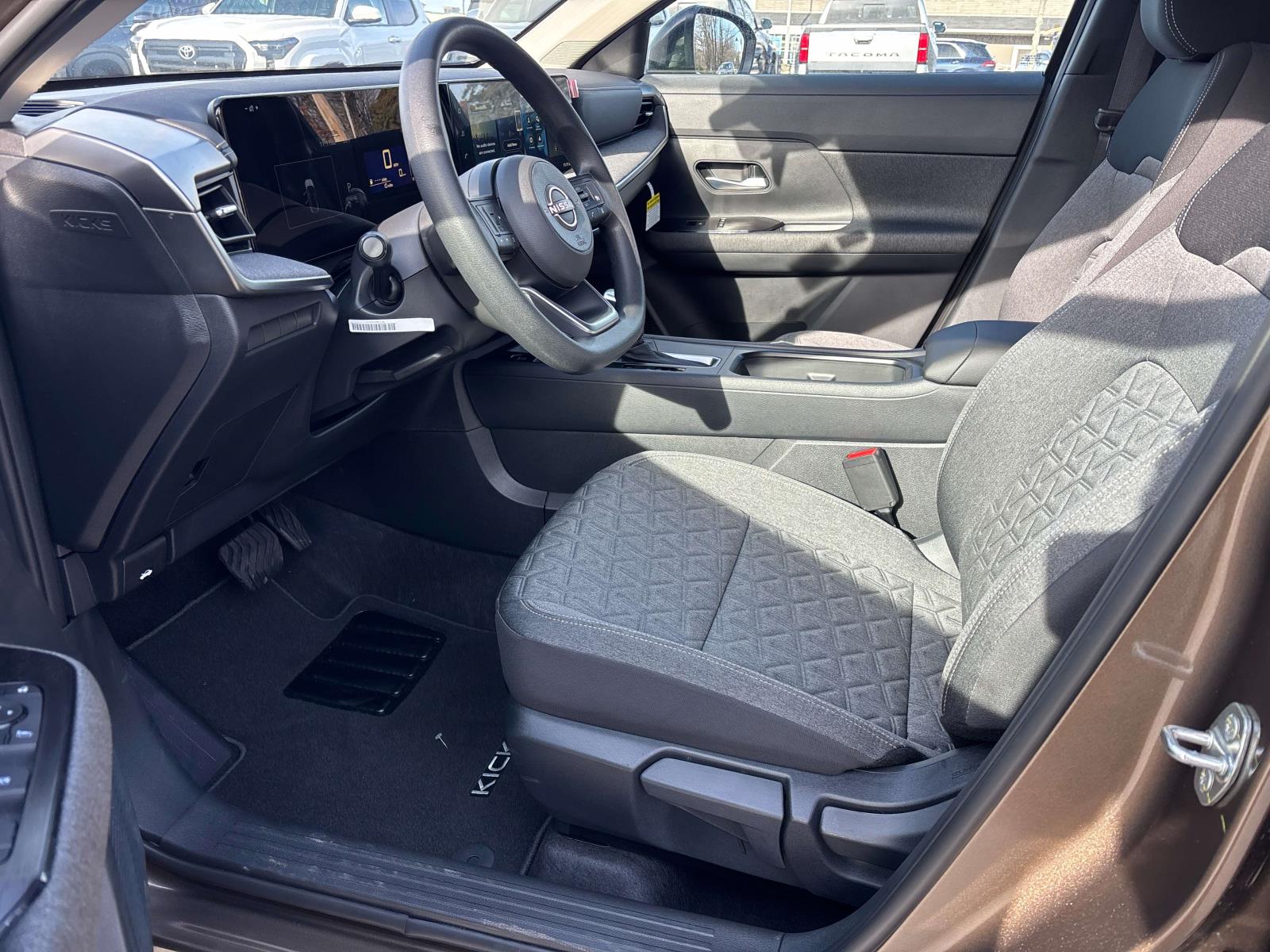 2026 Nissan KICKS SV AWD - Photo 6