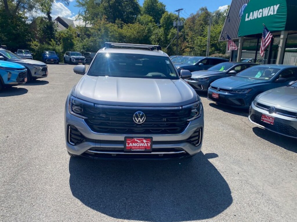 New 2026 Volkswagen Atlas Cross Sport 2.0T SEL Premium R-Line 2.0T SEL Premium R-Line 4MOTION