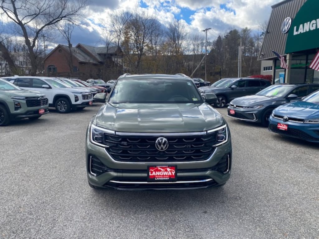 New 2026 Volkswagen Atlas Cross Sport 2.0T SEL Premium R-Line 2.0T SEL Premium R-Line 4MOTION