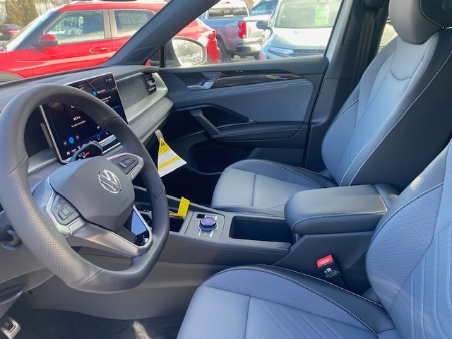 2026 Volkswagen Tiguan SE R-LINE BLACK - Photo 12