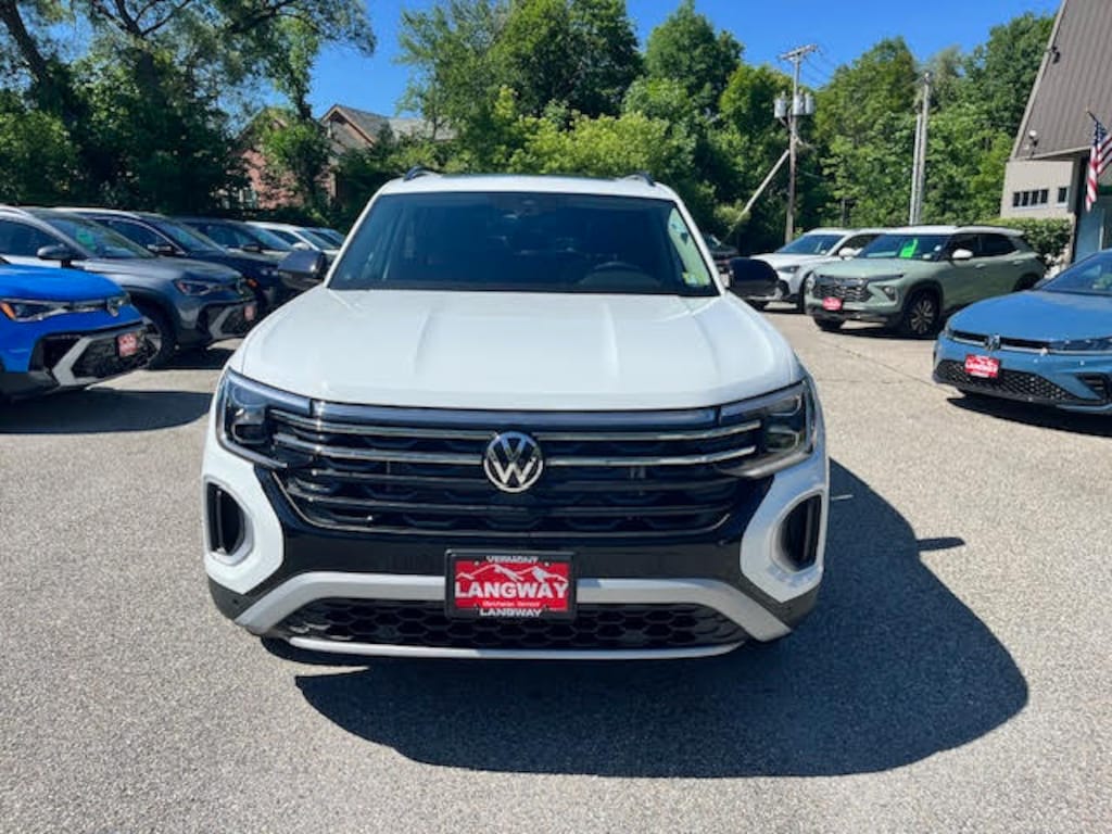 New 2025 Volkswagen Atlas 2.0T Peak Edition 2.0T Peak Edition 4MOTION