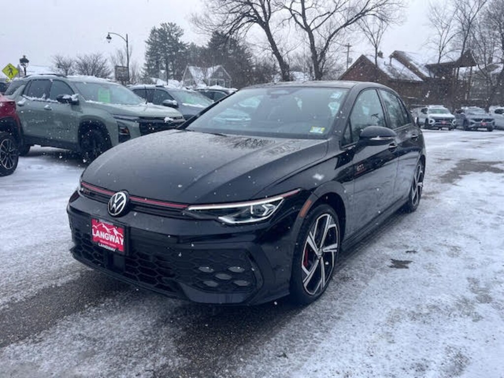 New 2026 Volkswagen Golf GTI SE 2.0T SE DSG