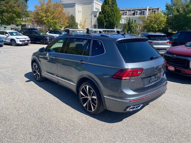 2023 Volkswagen Tiguan SEL R-Line Black photo 3