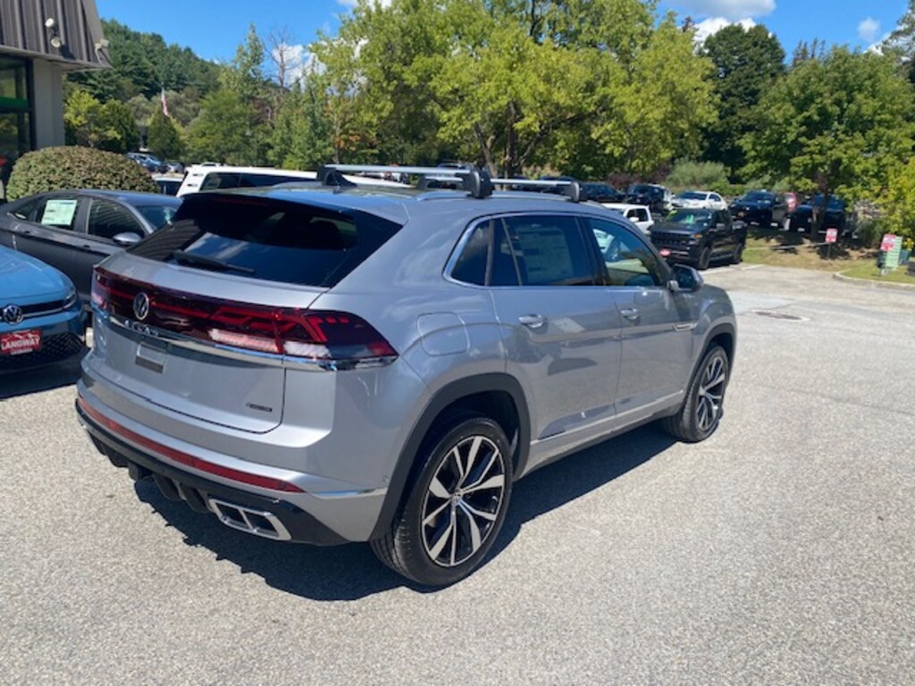 New 2026 Volkswagen Atlas Cross Sport 2.0T SEL Premium R-Line 2.0T SEL Premium R-Line 4MOTION