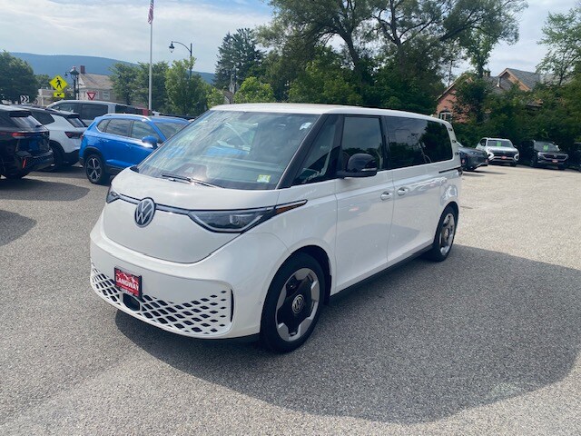 2025 Volkswagen ID. Buzz Pro S photo 3