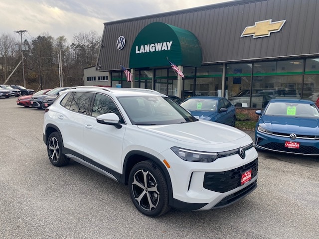 2026 Volkswagen Tiguan SE's photo