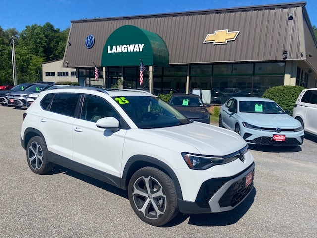 2025 Volkswagen Taos SEL 4Motion
