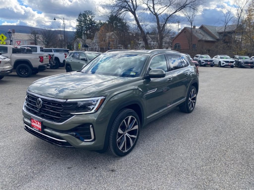 New 2026 Volkswagen Atlas Cross Sport 2.0T SEL Premium R-Line 2.0T SEL Premium R-Line 4MOTION