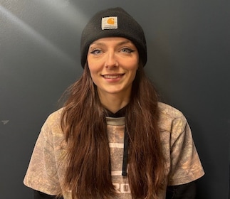 Staff member Amiah from ID_706860f139cc