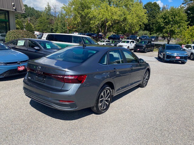 2025 Volkswagen Jetta 1.5T S photo 4