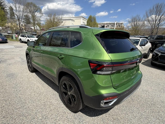 2026 Volkswagen Taos SEL - Photo 4