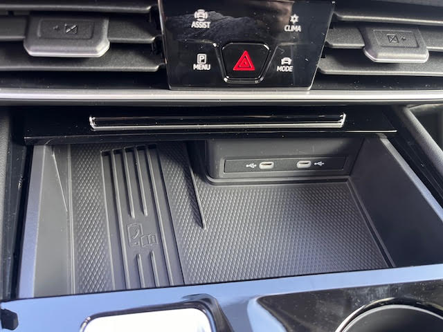 2026 Volkswagen Atlas SEL Premium R-Line - Photo 9