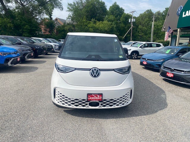 2025 Volkswagen ID. Buzz Pro S photo 2