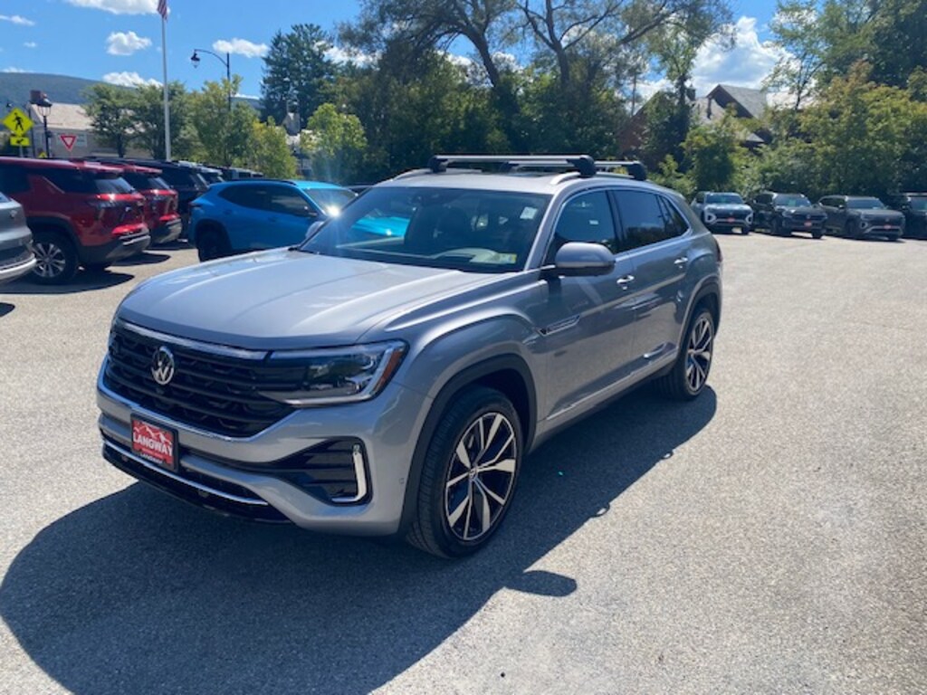 New 2026 Volkswagen Atlas Cross Sport 2.0T SEL Premium R-Line 2.0T SEL Premium R-Line 4MOTION