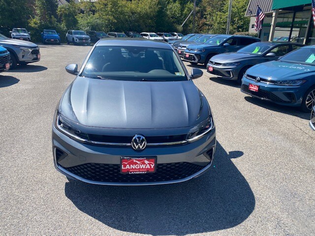 2025 Volkswagen Jetta 1.5T S photo 2