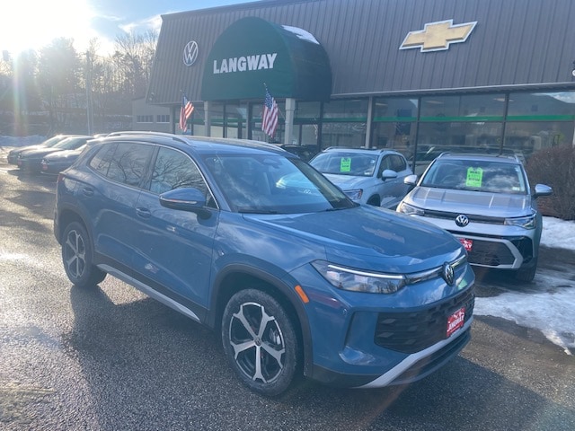2025 Volkswagen Tiguan SE's photo
