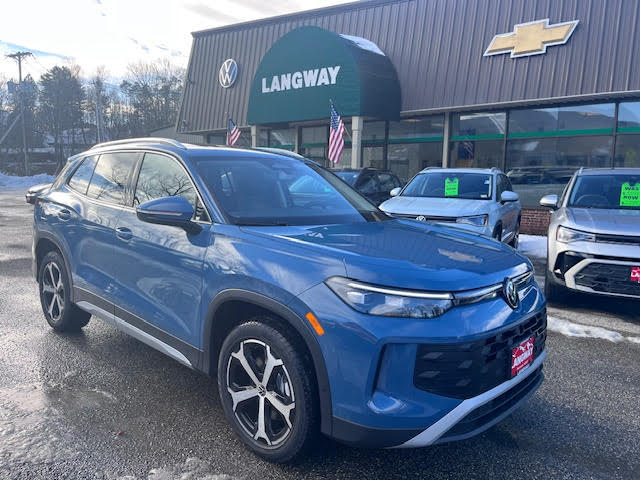 2026 Volkswagen Tiguan SE's photo