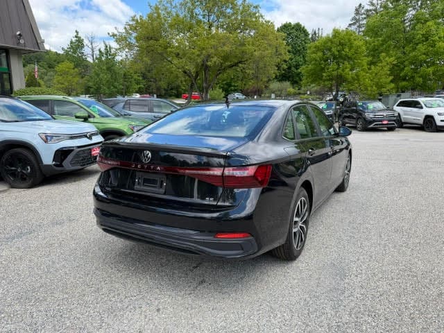 2026 Volkswagen Jetta SE - Photo 6