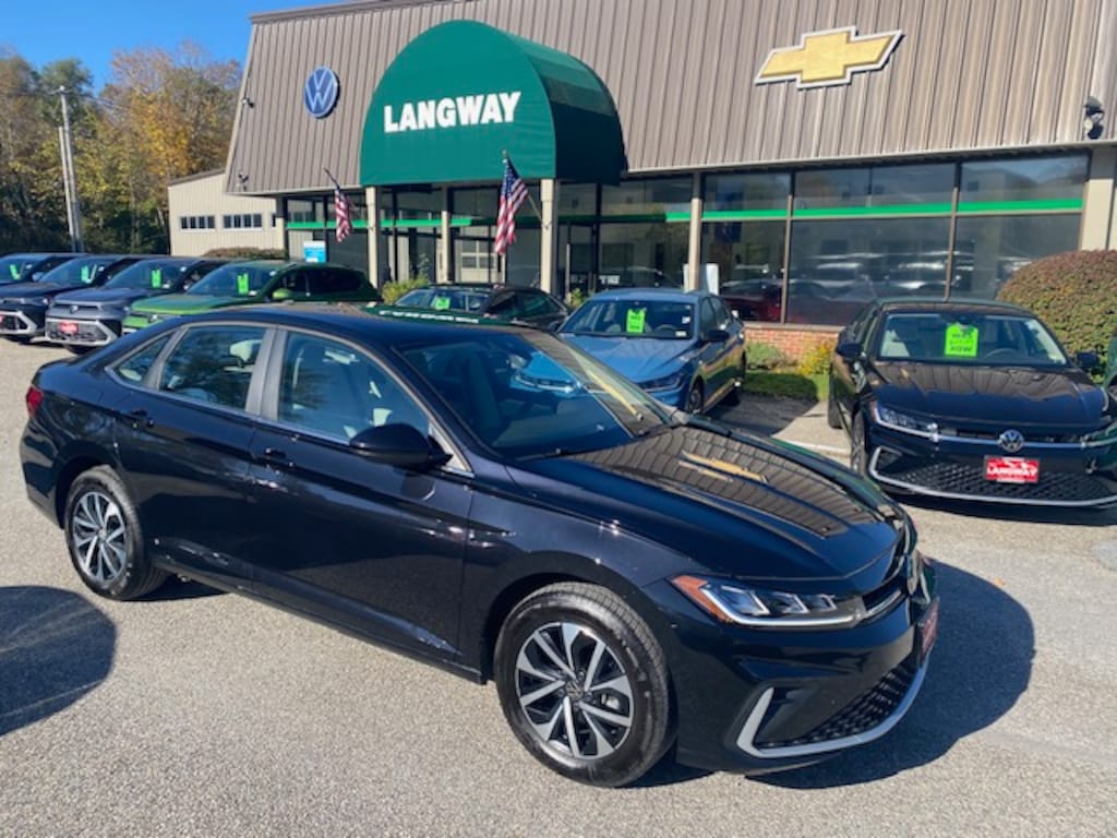 Used 2025 Volkswagen Jetta 1.5T S Sedan
