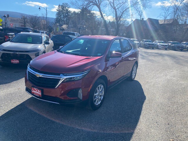 2022 Chevrolet Equinox LT photo 3