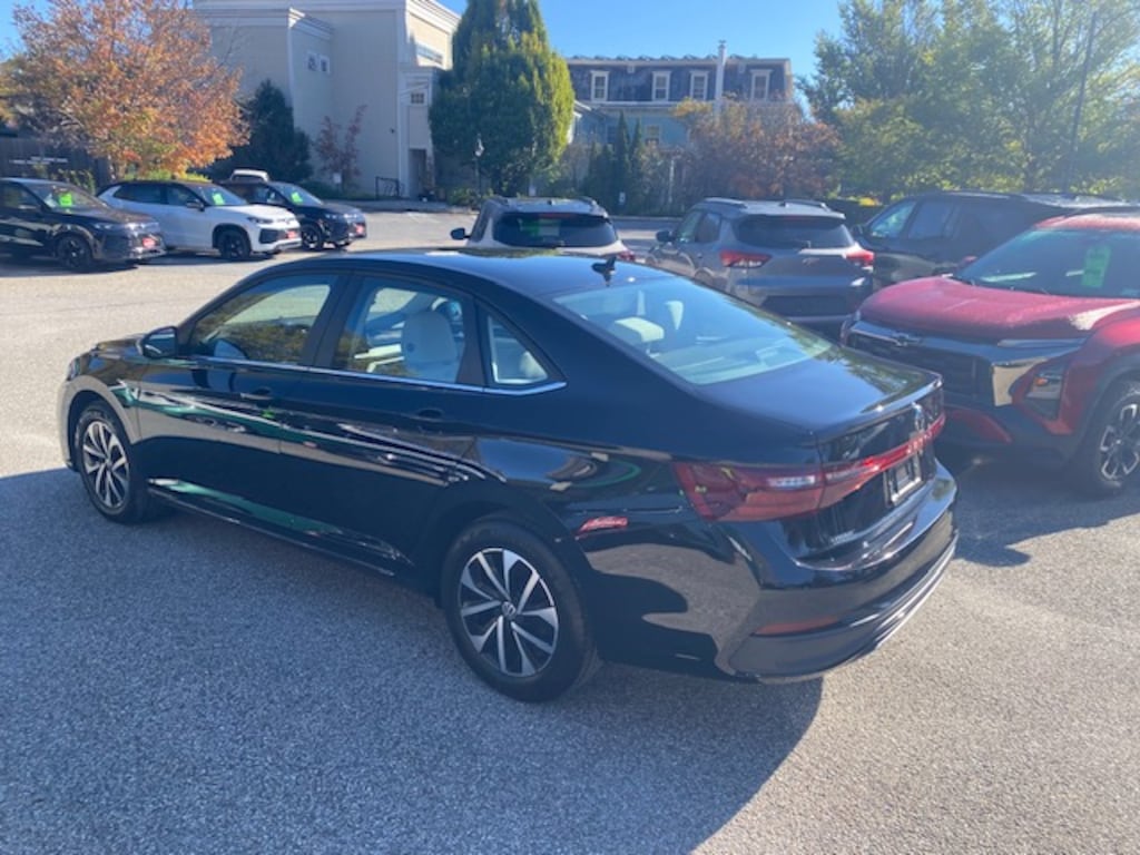 Used 2025 Volkswagen Jetta 1.5T S Sedan