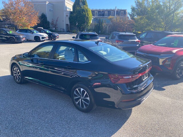 2025 Volkswagen Jetta 1.5T S photo 3