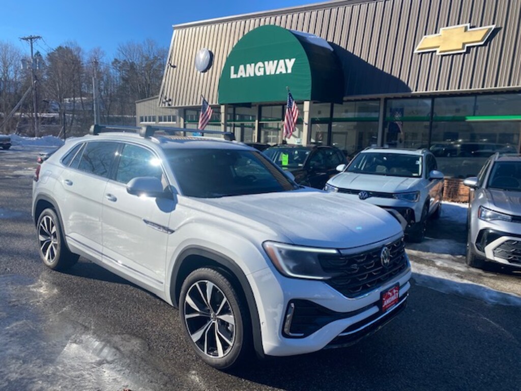 New 2026 Volkswagen Atlas Cross Sport 2.0T SEL Premium R-Line 2.0T SEL Premium R-Line 4MOTION