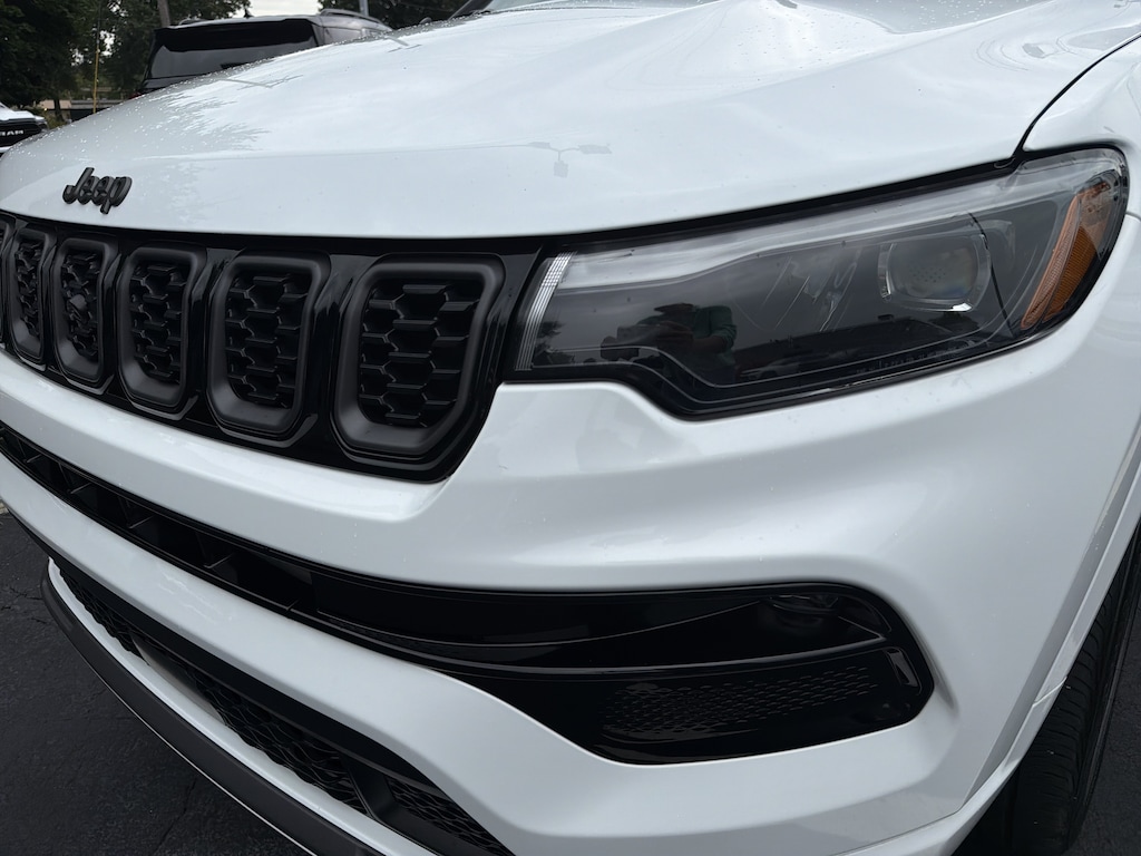 Certified 2025 Jeep Compass Limited Limited 4x4