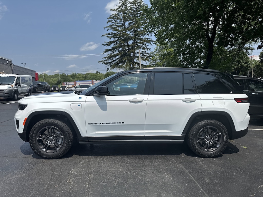 Certified 2024 Jeep Grand Cherokee 4xe Trailhawk Carb State Pkg Trailhawk Carb State Pkg 4x4 *Ltd Avail*