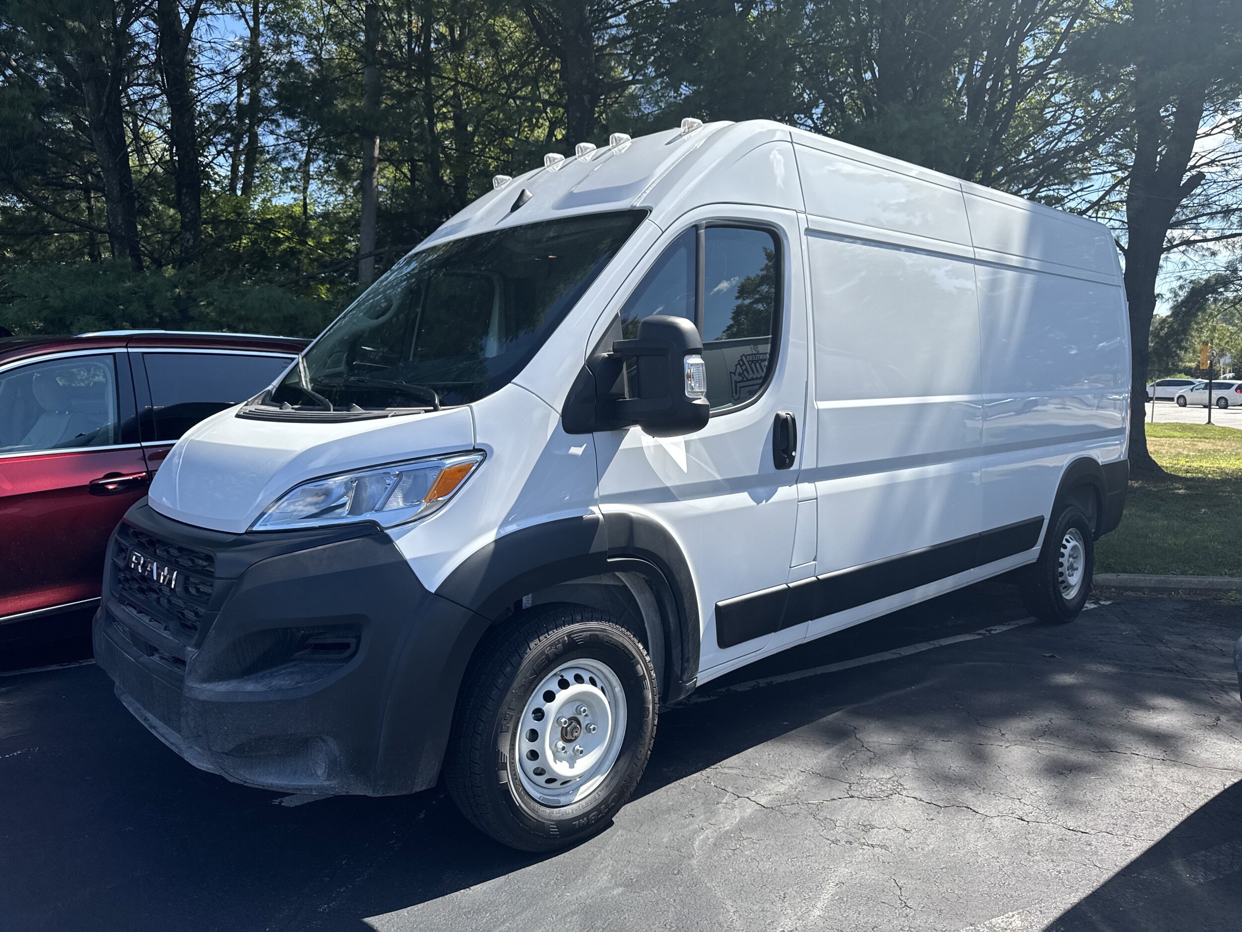 2025 Ram ProMaster 2500 photo 3