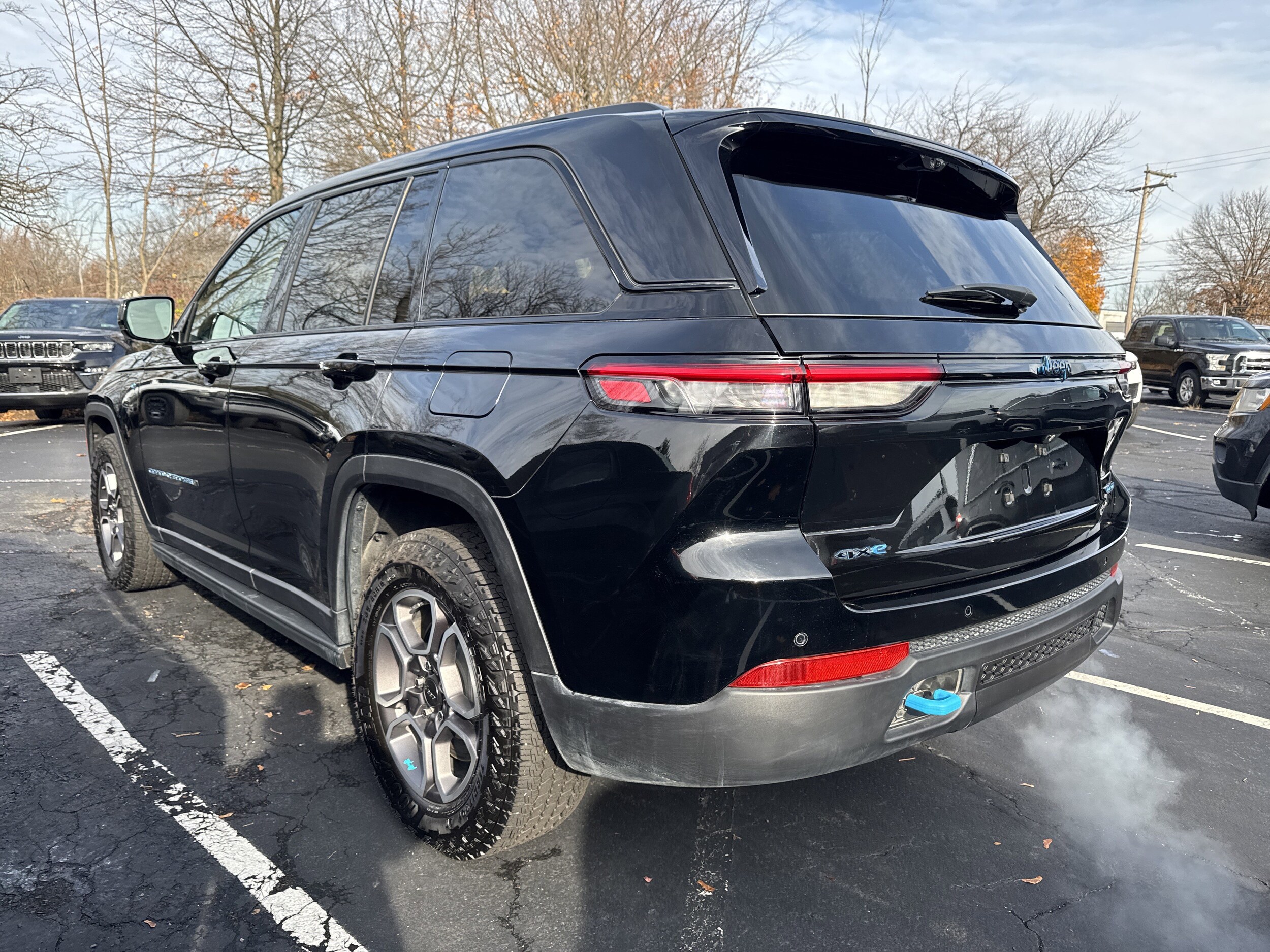 2023 Jeep Cherokee Trailhawk 4xe photo 4