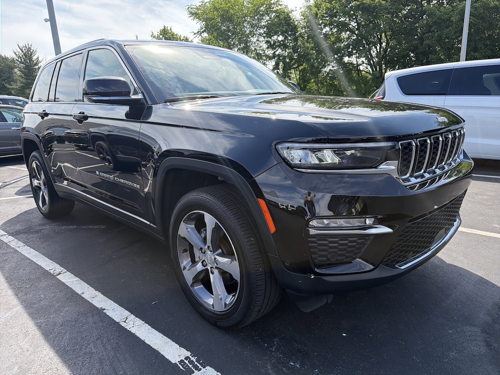 Certified 2025 Jeep Grand Cherokee Limited Limited 4x4