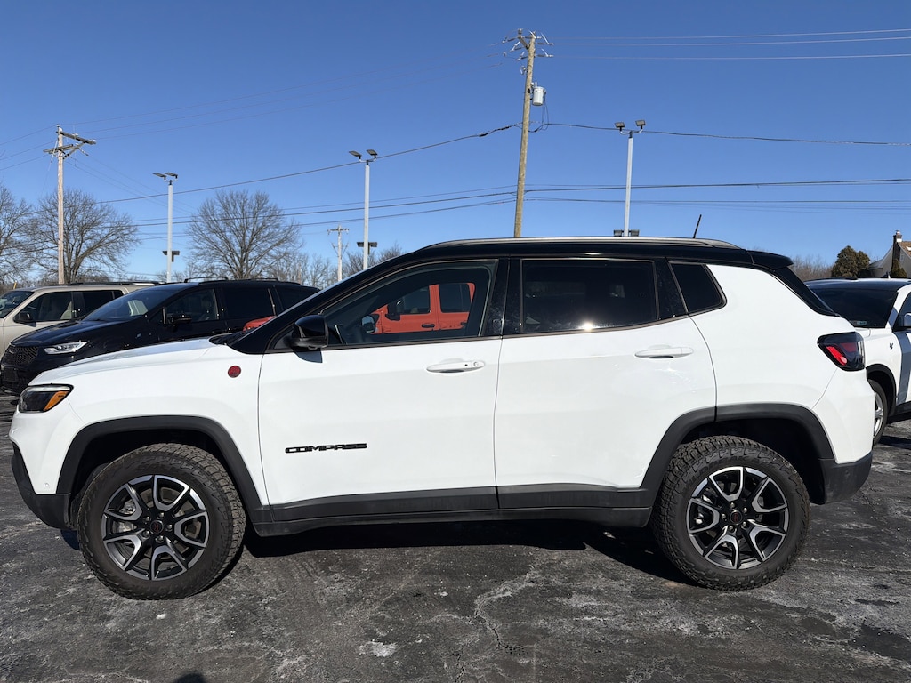 Used 2025 Jeep Compass Trailhawk Trailhawk 4x4