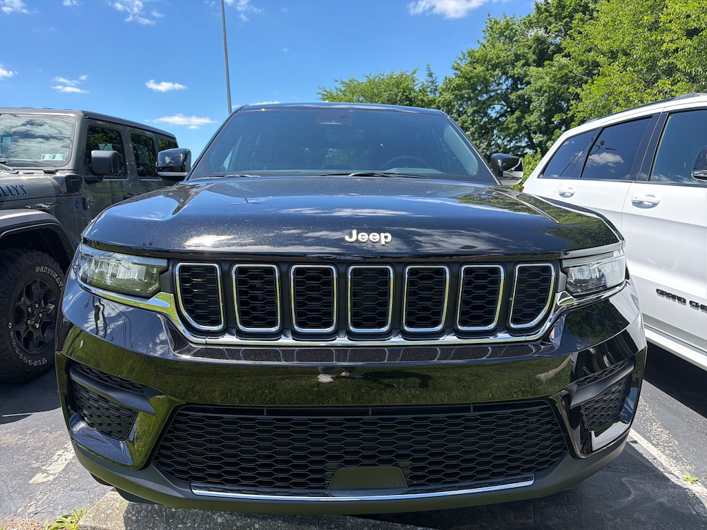 Certified 2025 Jeep Grand Cherokee Laredo X Laredo X 4x4