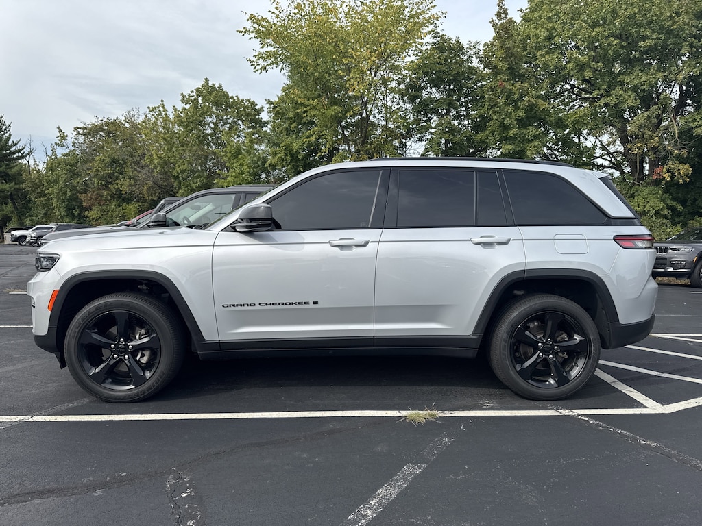 Used 2024 Jeep Grand Cherokee Altitude X Altitude X 4x4