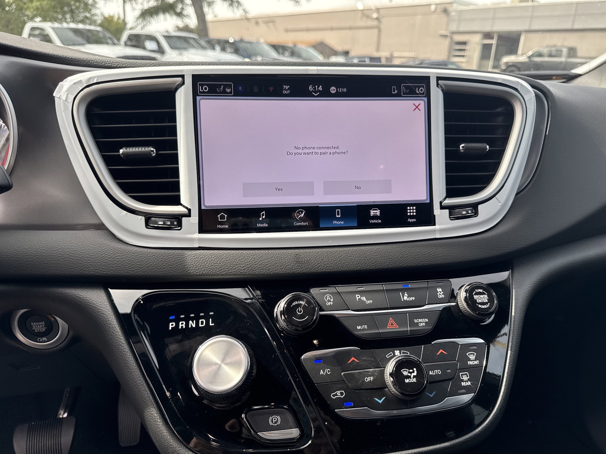 2026 Chrysler Voyager LX - Photo 20
