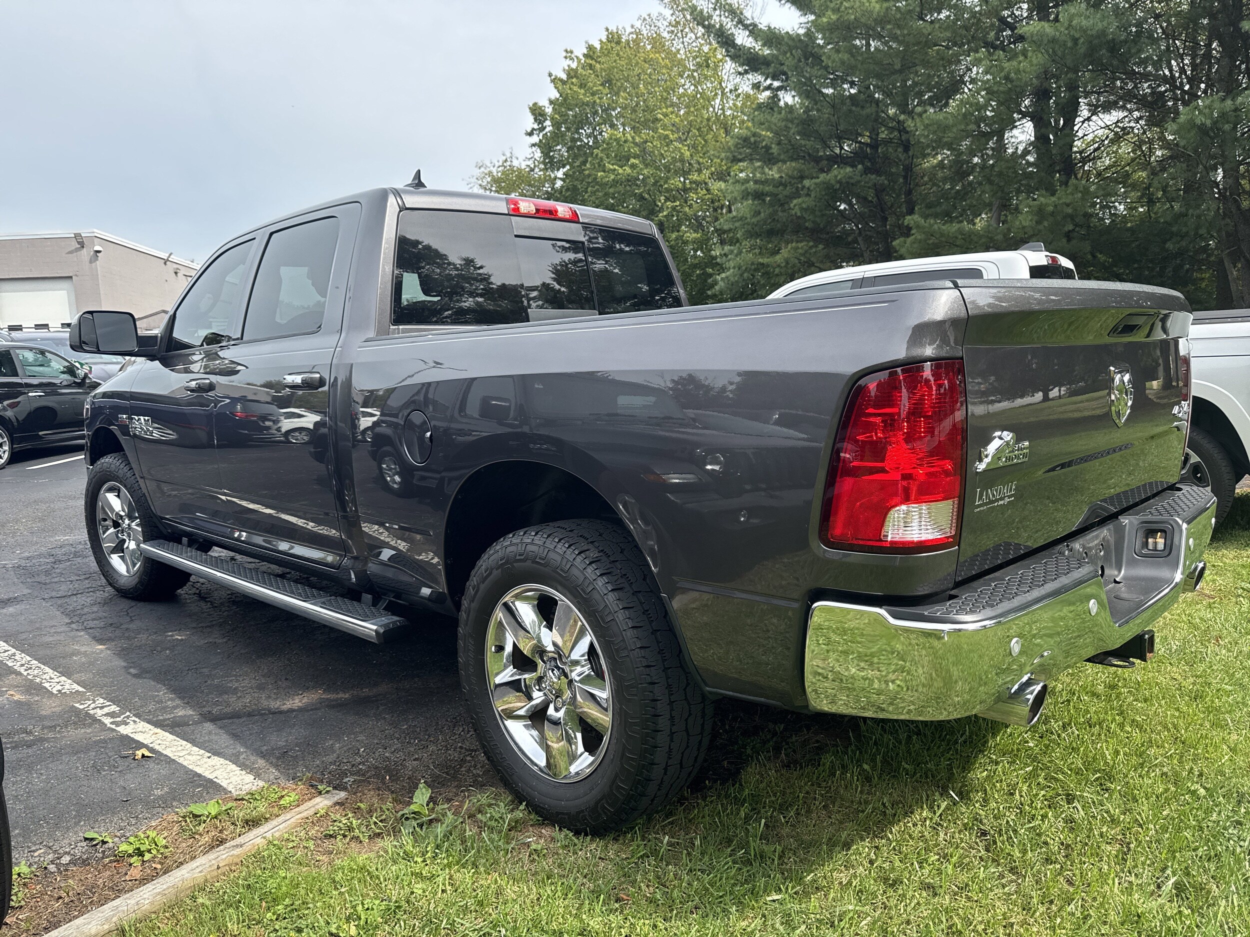 2016 Ram 1500 Big Horn photo 3