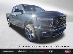 2026 Ram 1500 EXPRESS CREW CAB 4X4 5'7 BOX Pickup