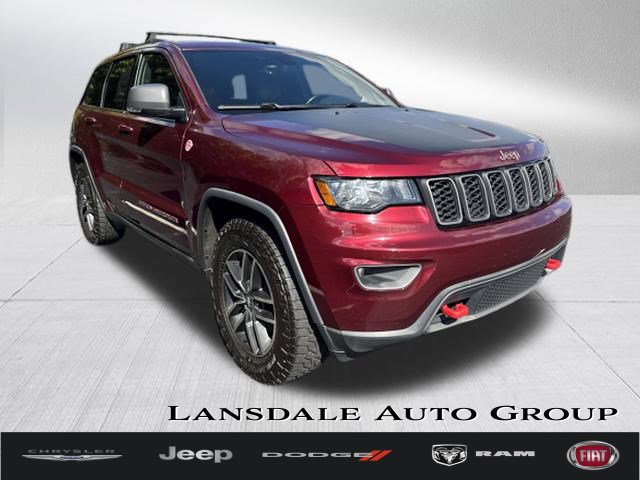 2017 Jeep Grand Cherokee Trailhawk's photo