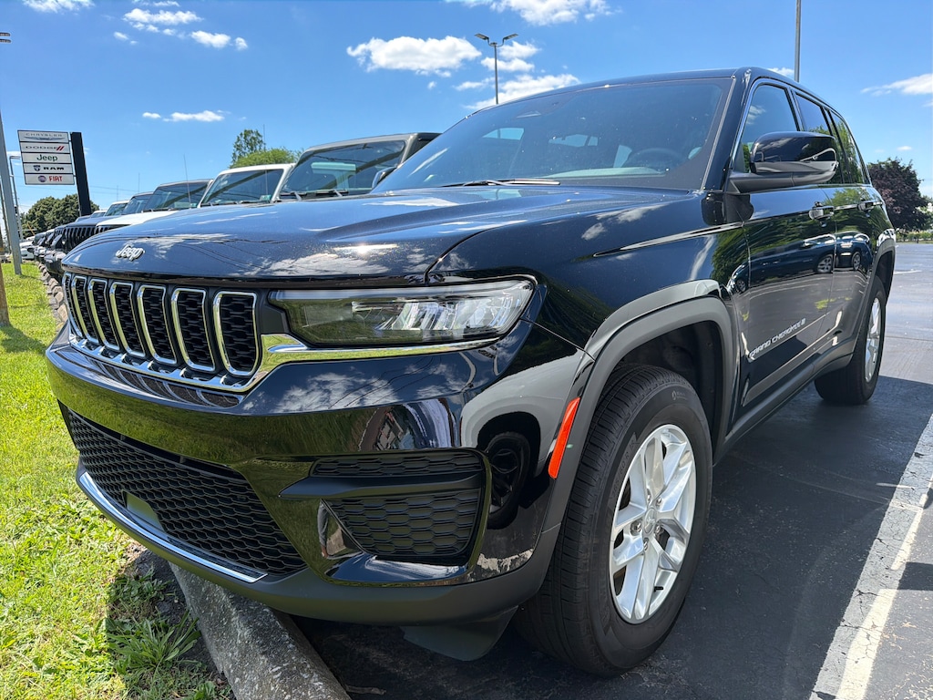 Certified 2025 Jeep Grand Cherokee Laredo X Laredo X 4x4