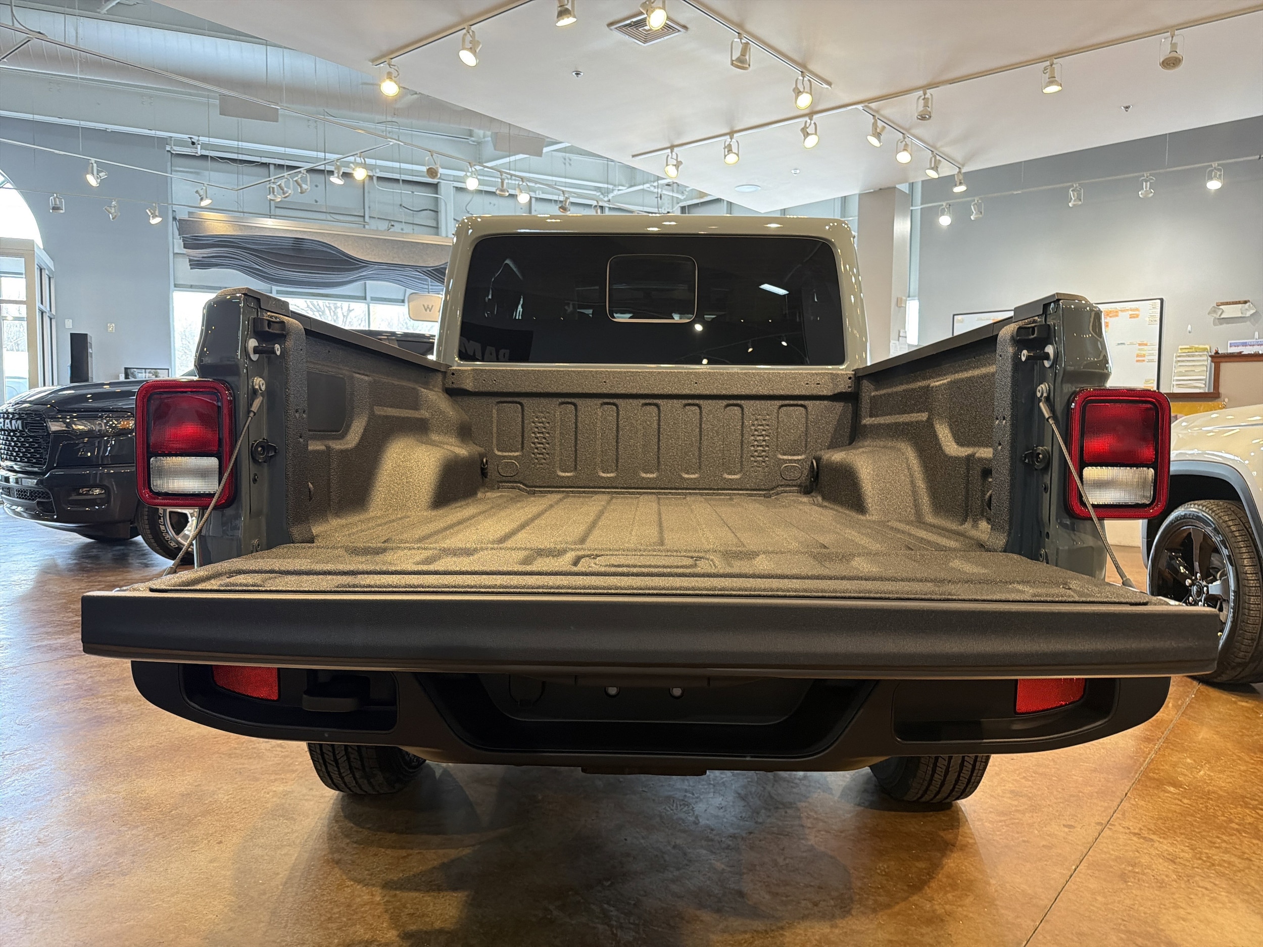 2026 Jeep Gladiator Sport S - Photo 10