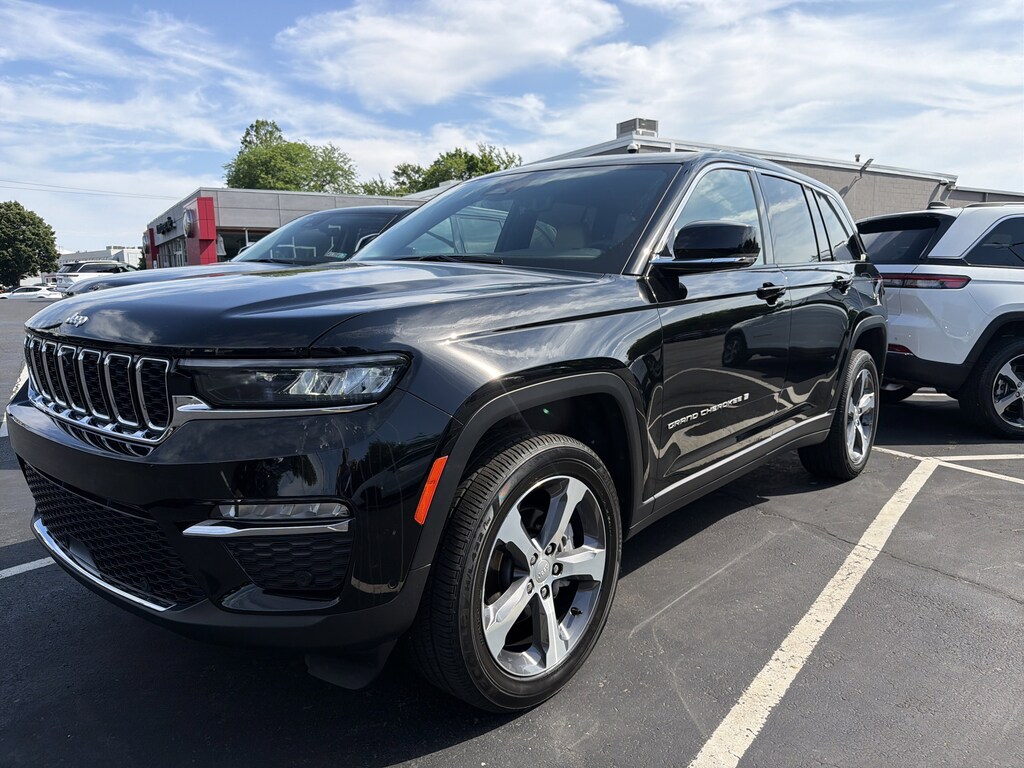 Certified 2025 Jeep Grand Cherokee Limited Limited 4x4