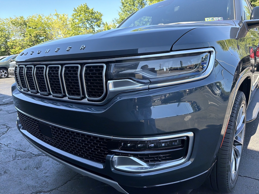 Used 2024 Jeep Wagoneer Series II Series II 4x4
