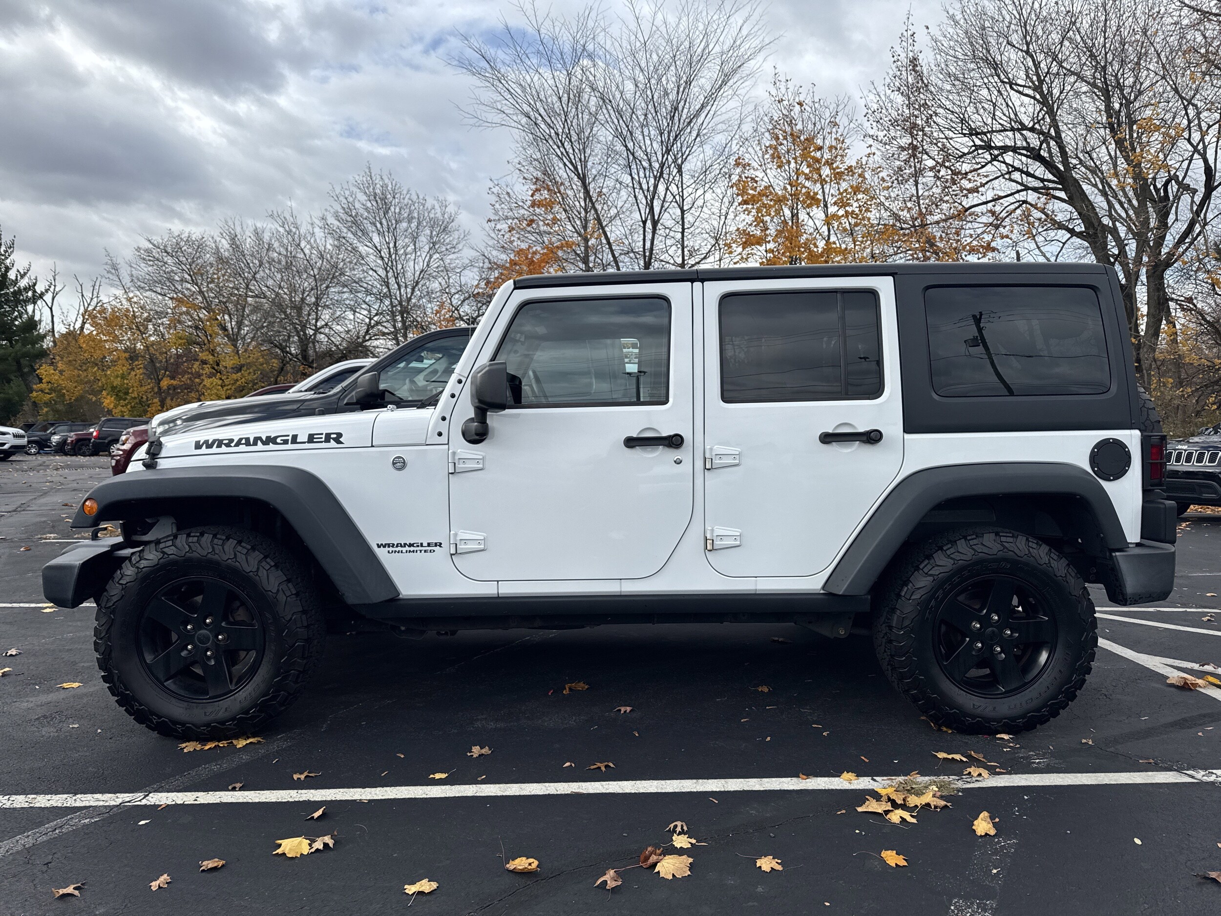 2017 Jeep Wrangler Unlimited Big Bear photo 3