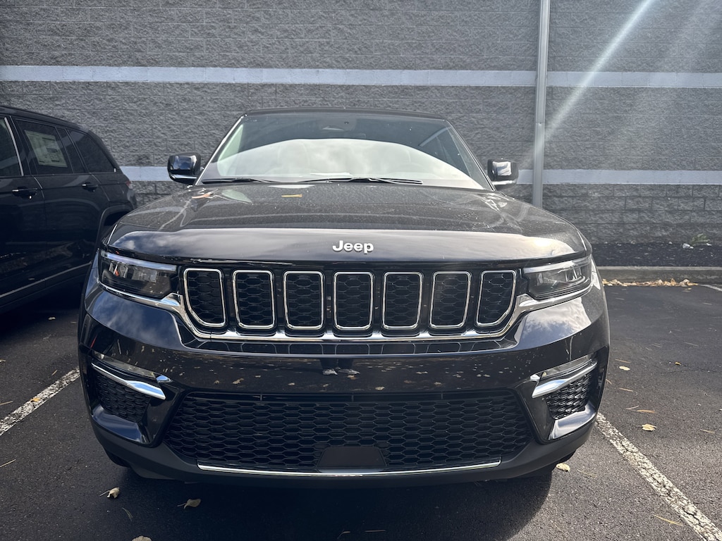 New 2025 Jeep Grand Cherokee LIMITED 4X4 Sport Utility