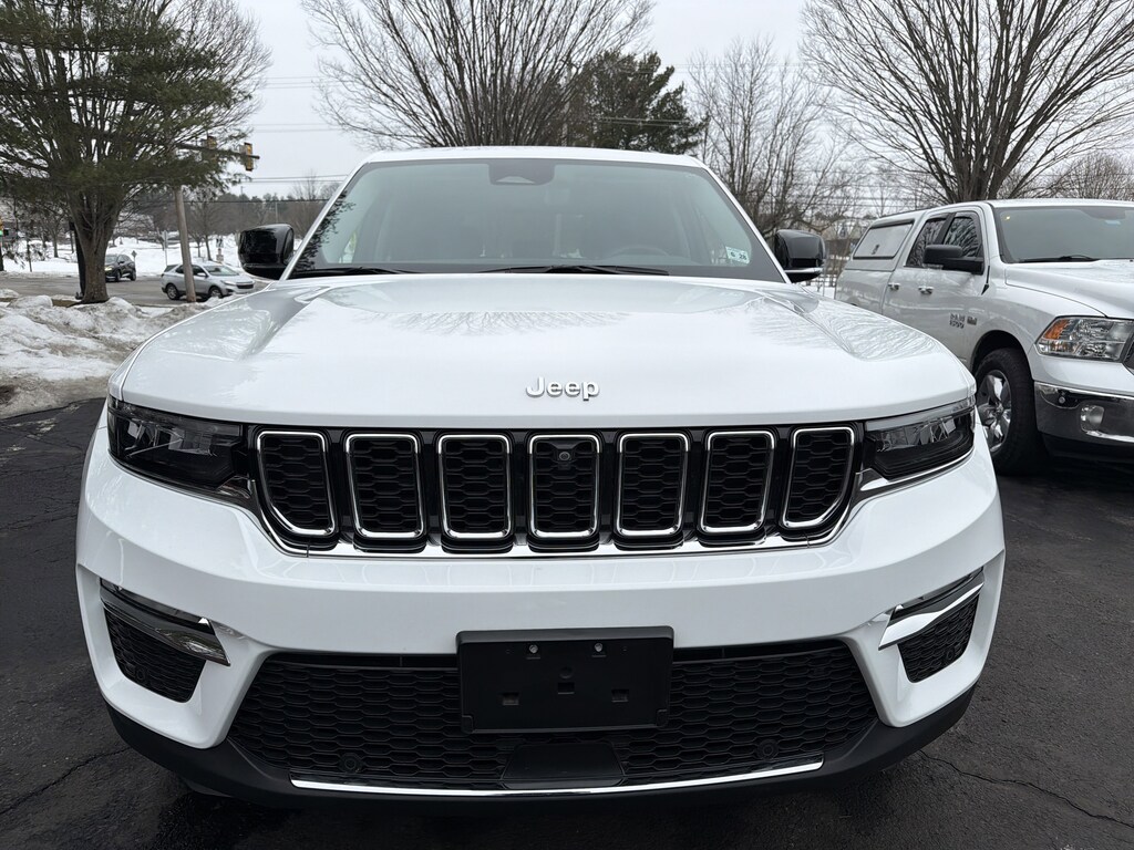 Used 2023 Jeep Grand Cherokee Limited Limited 4x4