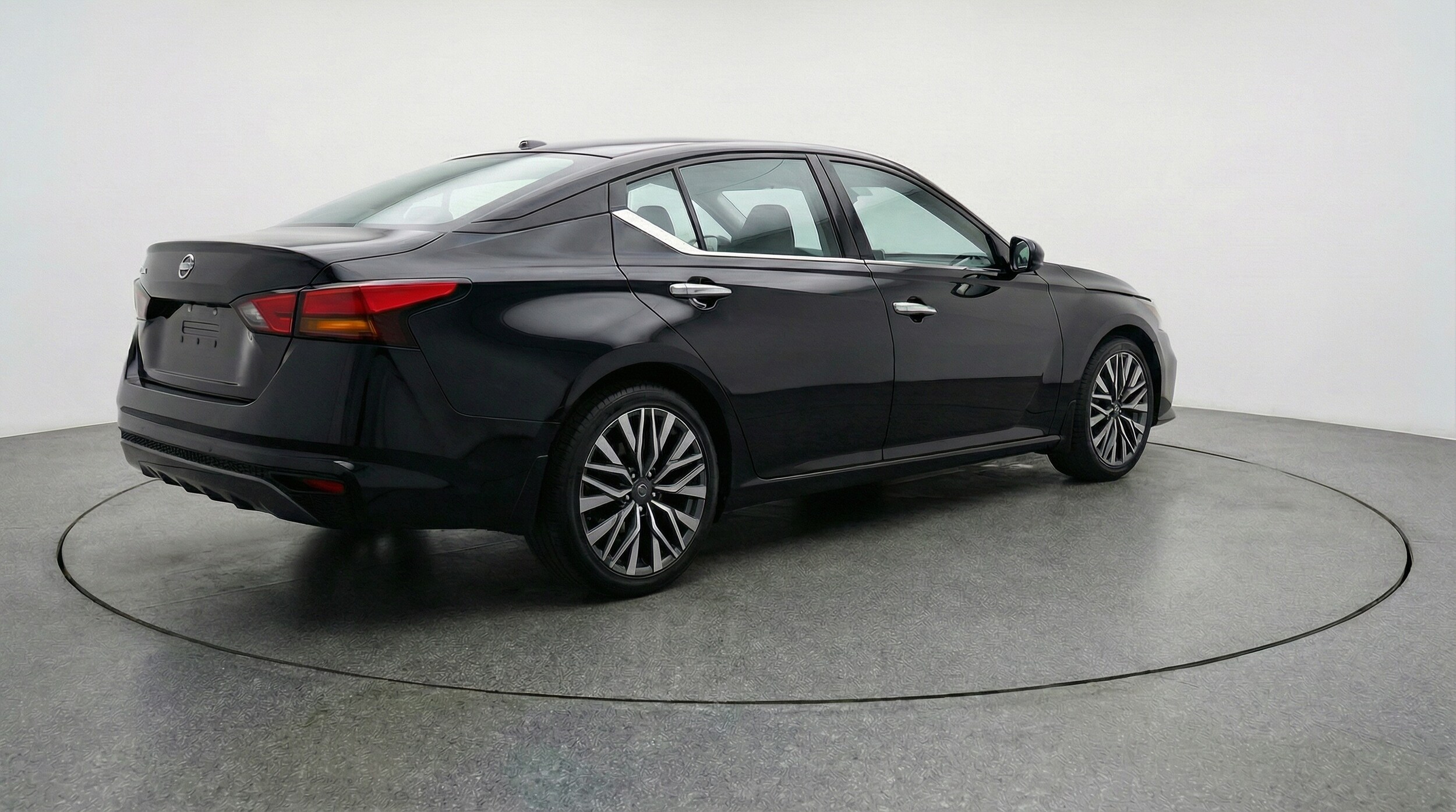 Thumbnail: 2025 Nissan Altima - 7