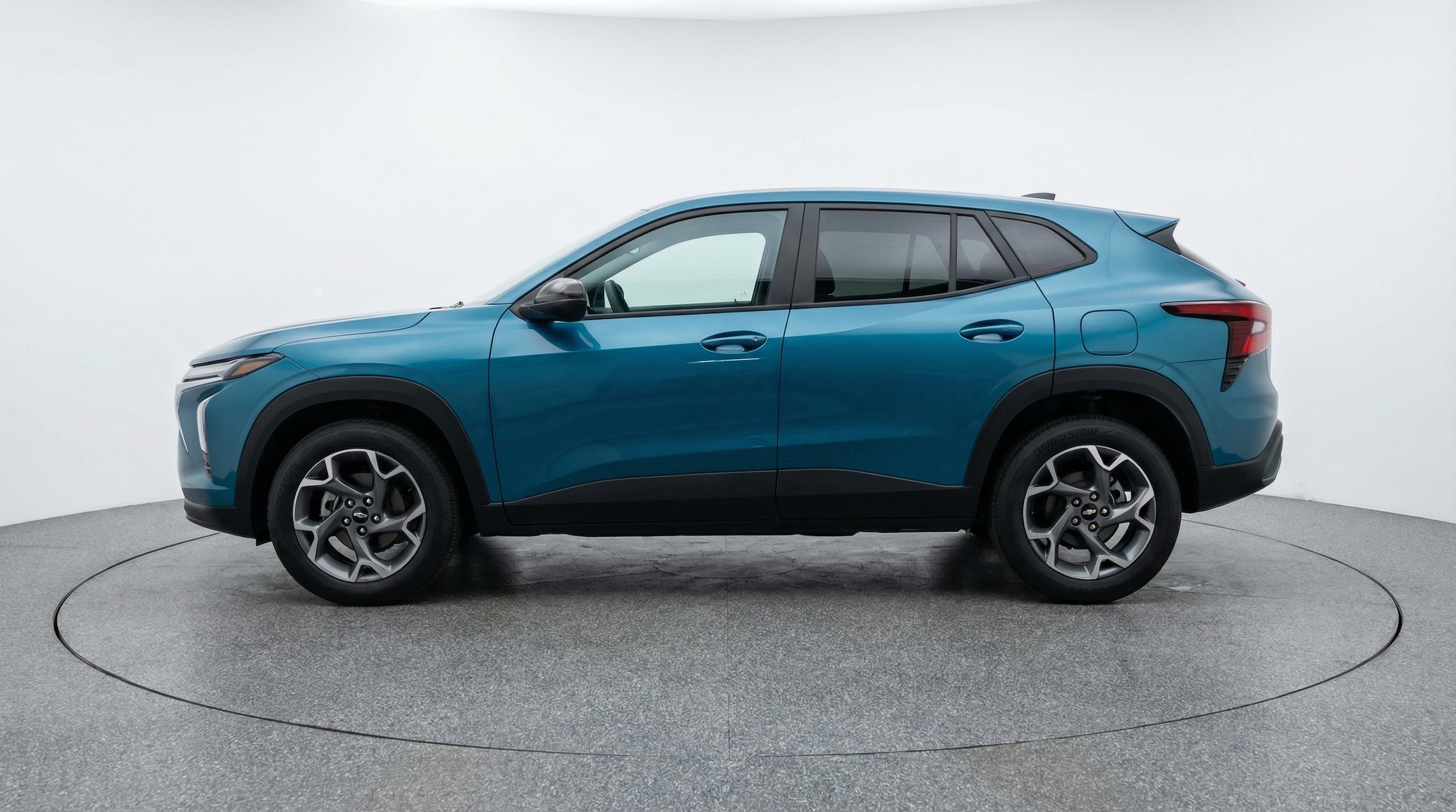 Thumbnail: 2025 Chevrolet Trax - 4