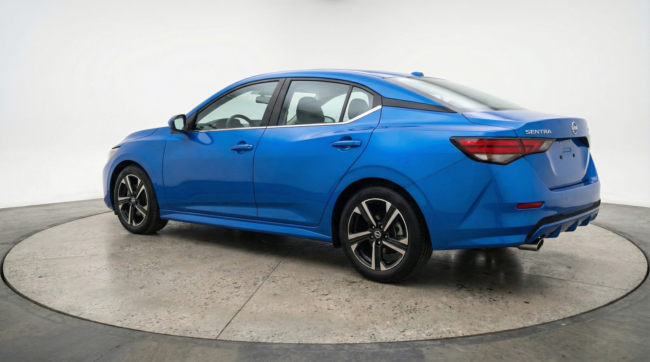 Thumbnail: 2025 Nissan Sentra - 5